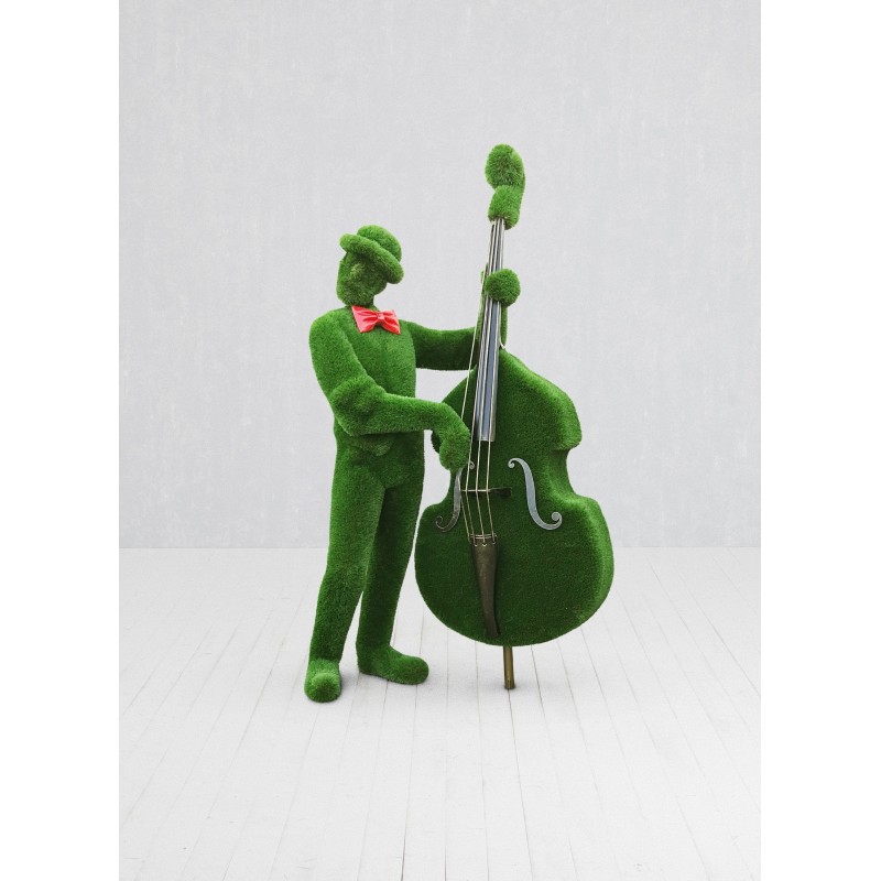 Signore che suona il contrabasso MT 2,85 X 1,6 X 1,11