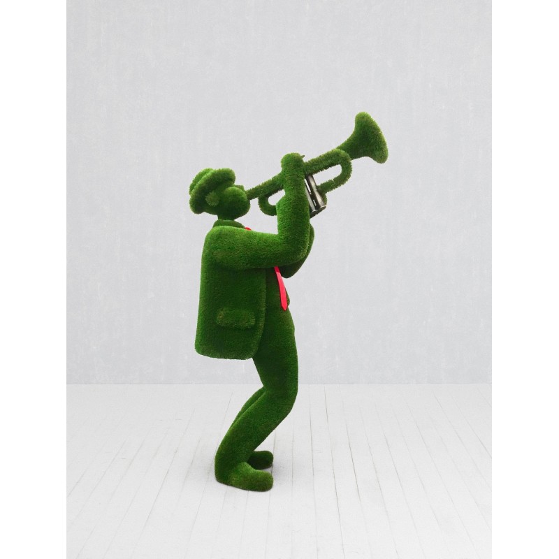 Signore che suona la tromba MT 2,7 X 0,8 X 1,5